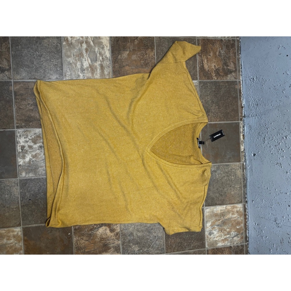 Express Womens Mustard Yellow V-Neck Short Sleeve Oversized Knit Top NWT L/G